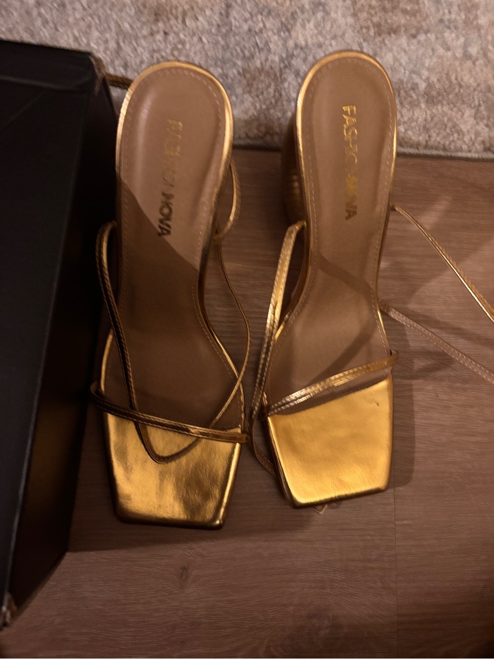 Fashion Nova Metallic Gold Strappy Block Heel Sandals - Picture 3 of 4